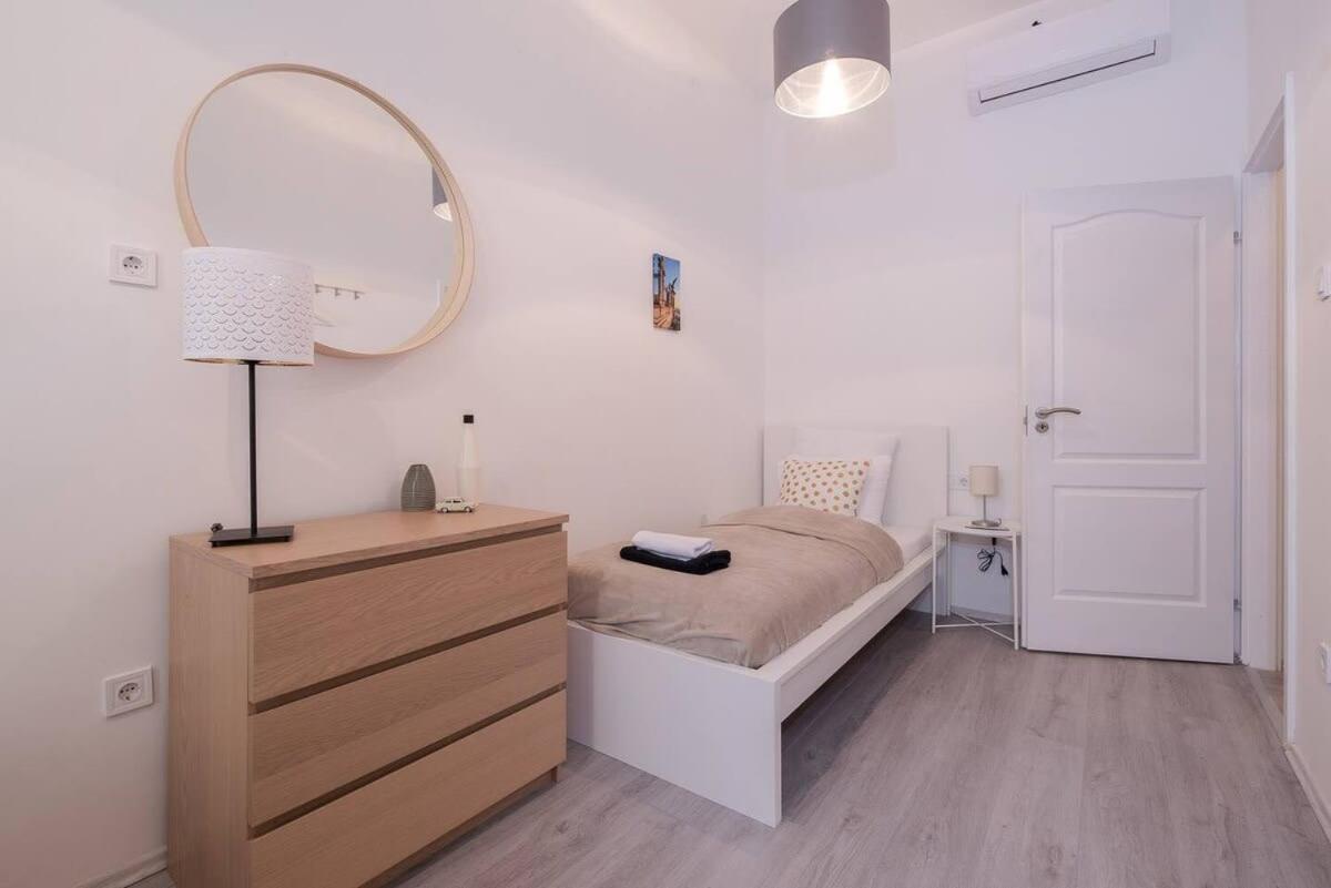 Central Brand New And Modern Apartment Budapest Extérieur photo