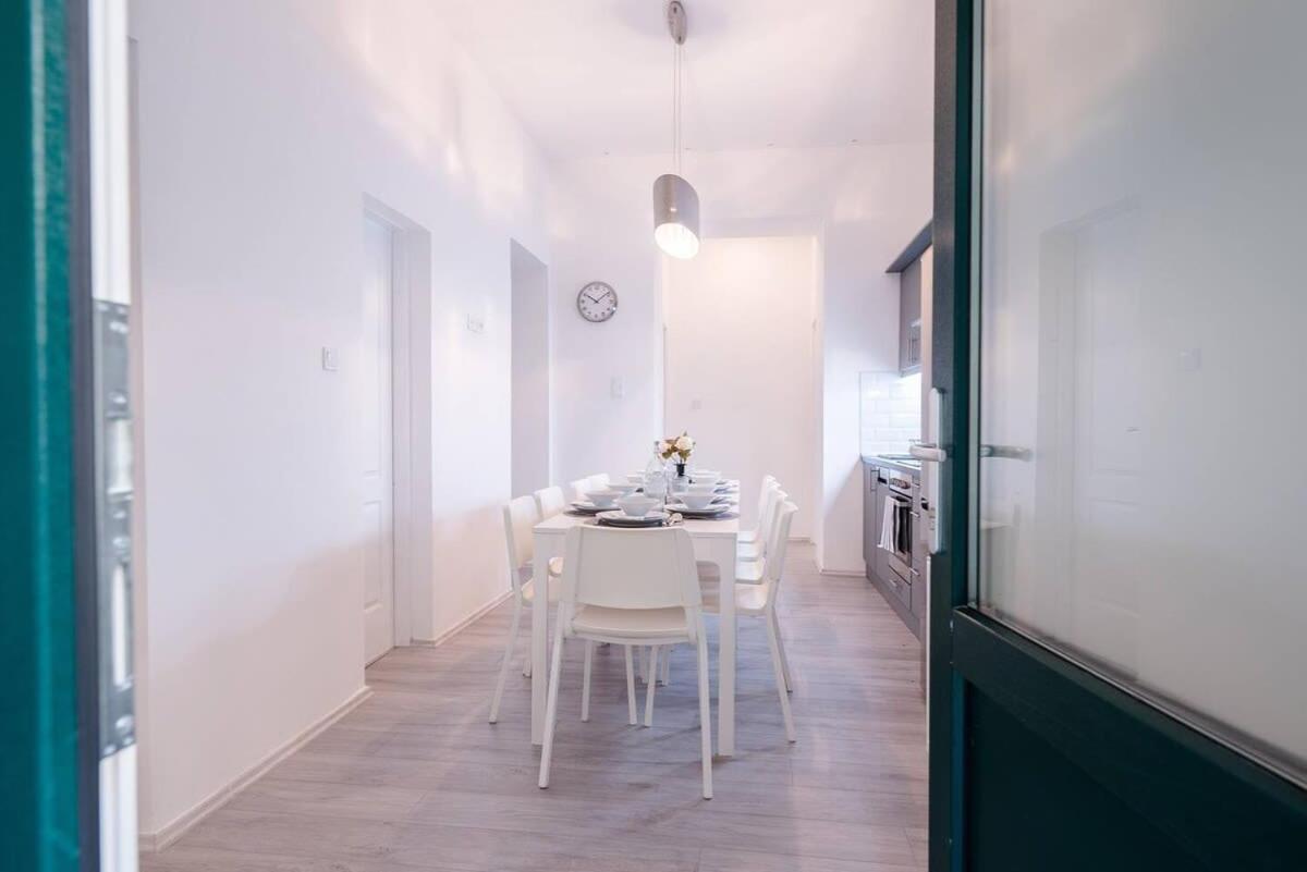Central Brand New And Modern Apartment Budapest Extérieur photo